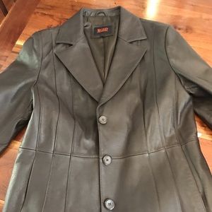 New without tag brown leather women’s jacket